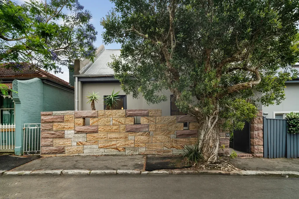 Birchgrove 3غرفة نوم Tranquility and convenience in sought-after peninsula pocket