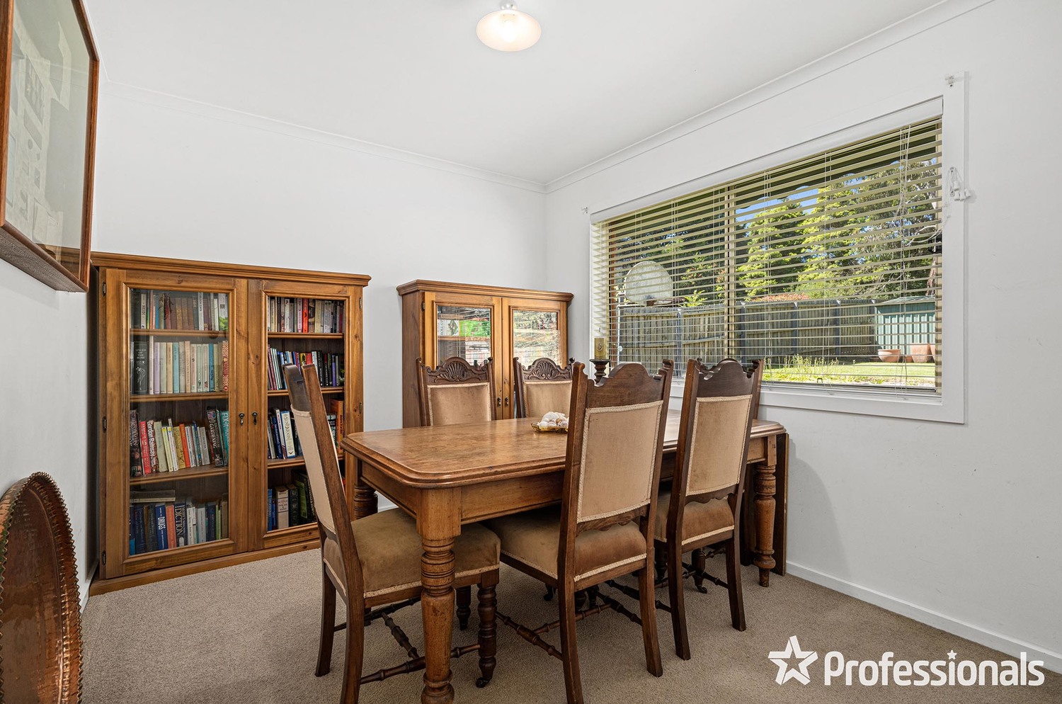 18 CHARLWOOD DR, MOOROOLBARK VIC 3138, 0 침실, 0 욕실, House