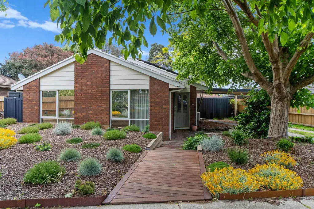 71 Allied Drive, Carrum Downs, VIC 3201
