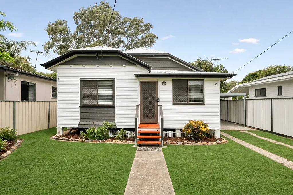 37 Yacht Street, Clontarf, QLD 4019