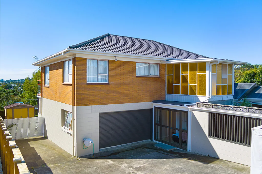 Mount Roskill 4غرفة نوم UNDER CONTRACT - Backup Offer Needed!
