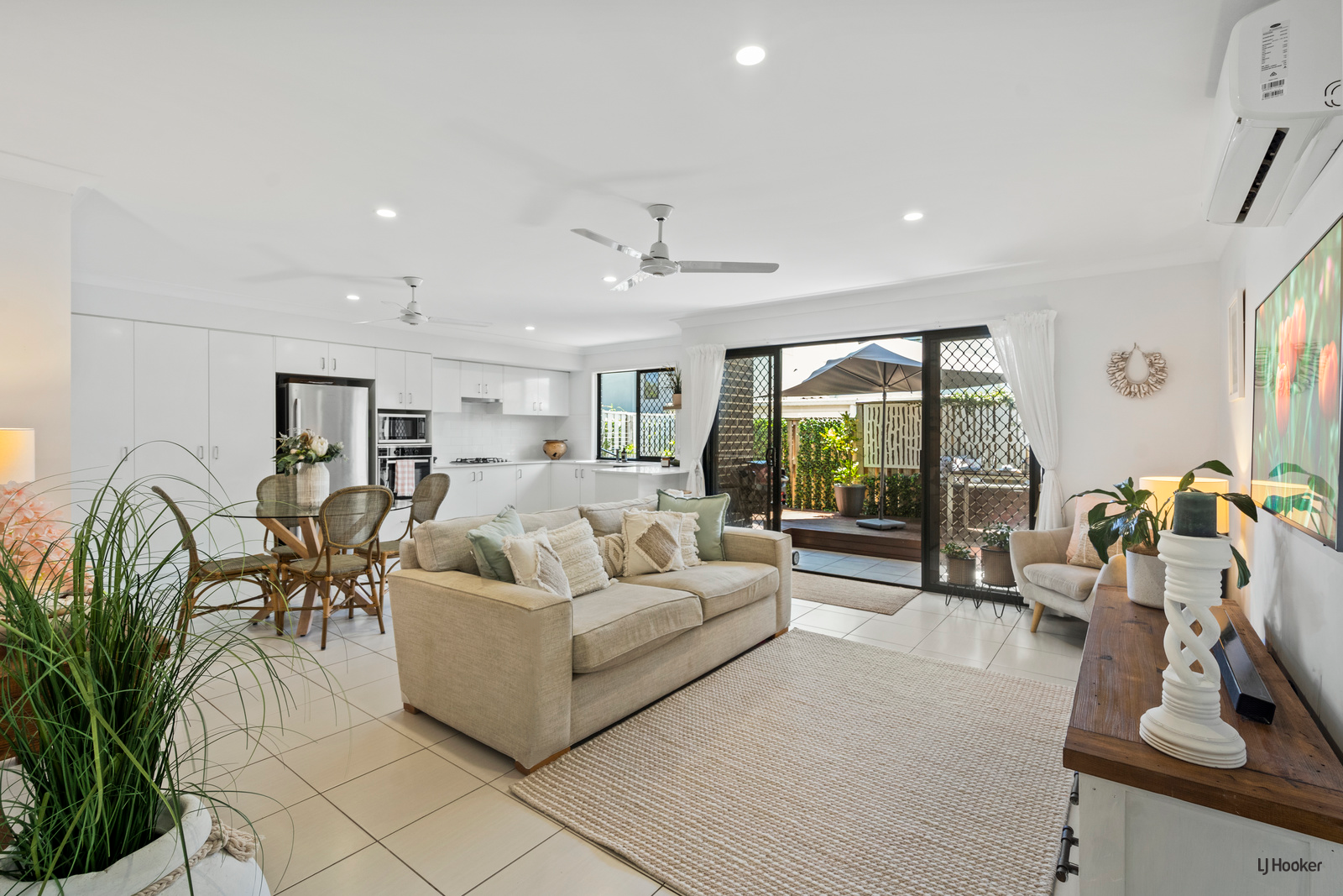 ARCADIA CURRUMBIN UNIT 16 7 BORDER DR NORTH, CURRUMBIN WATERS QLD 4223, 0部屋, 0バスルーム, Townhouse