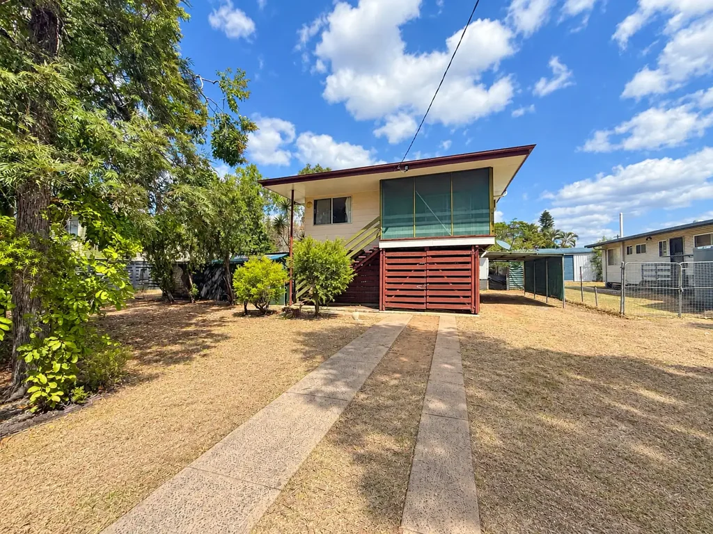SPACIOUS 3-BEDROOM HOME WITH LARGE DECK, GENEROUS YARD & SHED