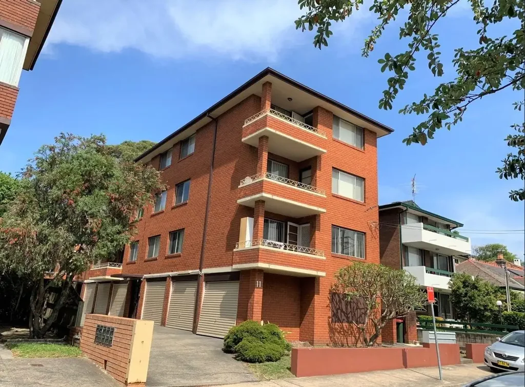 Two-Bedroom Apartment in a Peaceful Randwick Location