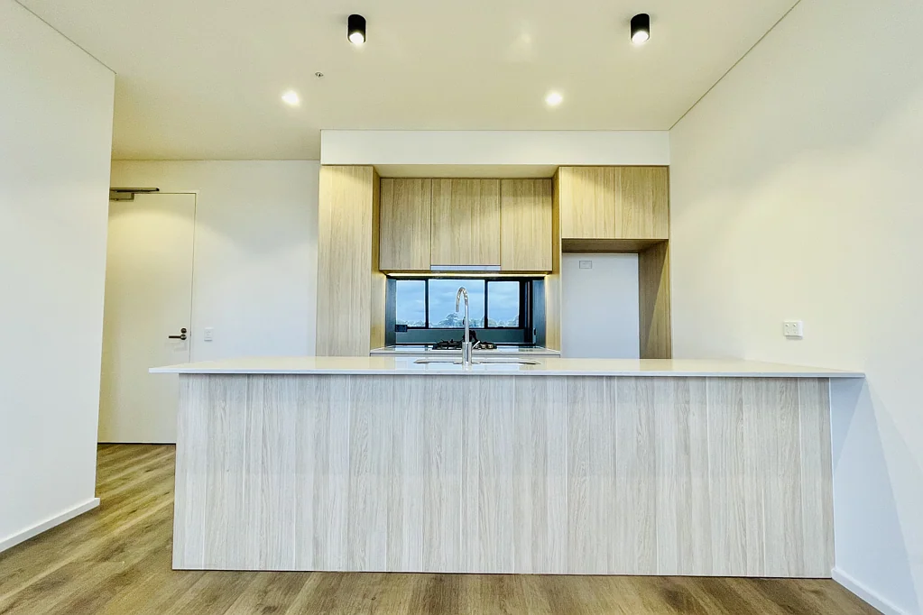 Sun-filled 2 Bedrooms + Study Apartments