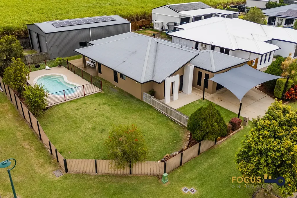 Marian 4Kwarto FAMILY HOME 10m x 16m Shed | 6-Tonne Hoist | Magnesium Pool | 1,024m² Corner Block