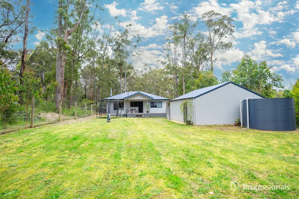 15 Leith Road, Mcmahons Creek, VIC 3799