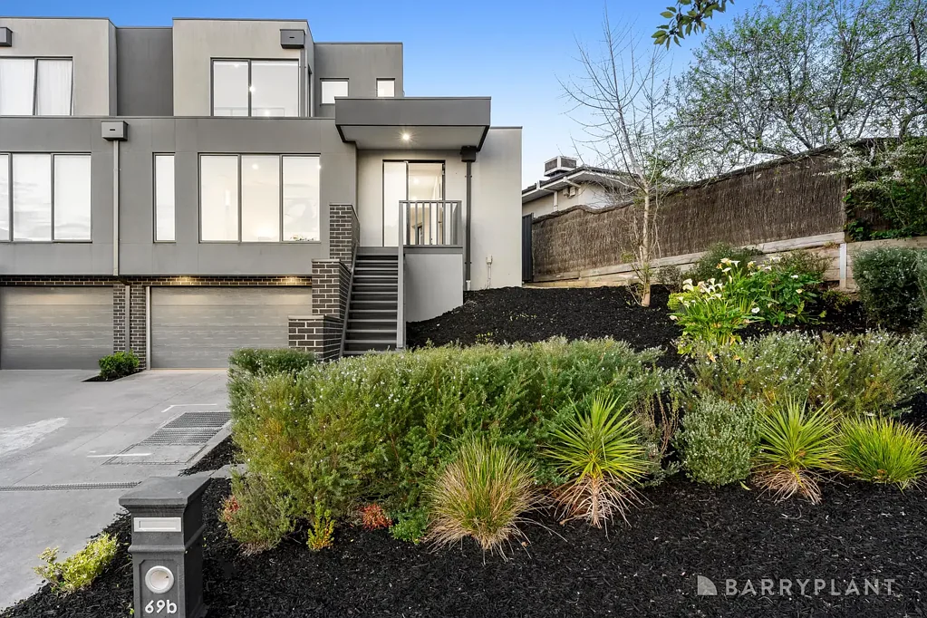 Doncaster East 4Habitaciones Stylish and Spectacular in Every Aspect