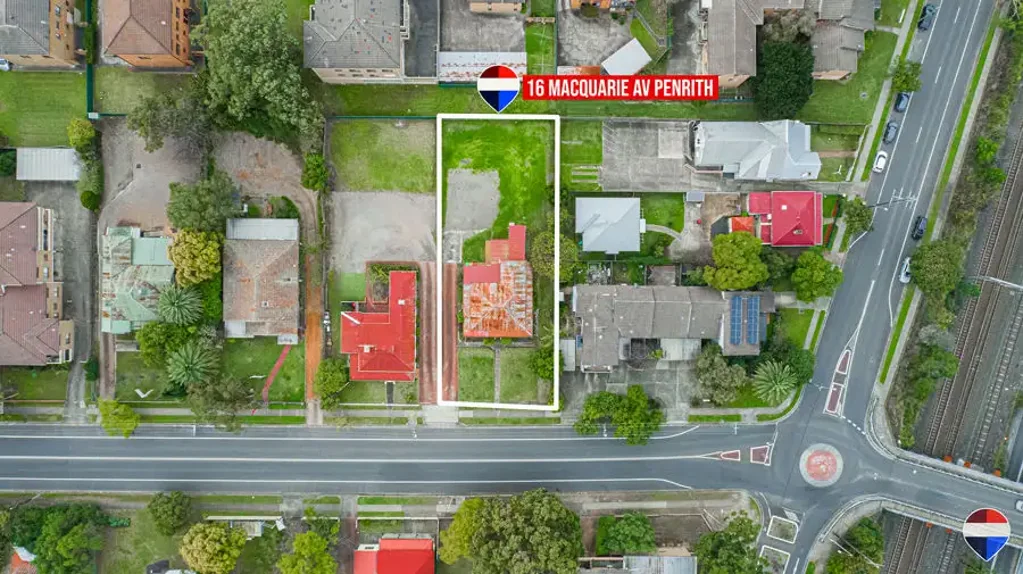 Penrith 4房 **R2â€‘分区独特机会，已建立商业用途 **Unique R2â€‘Zoned Opportunity with Established Business Use