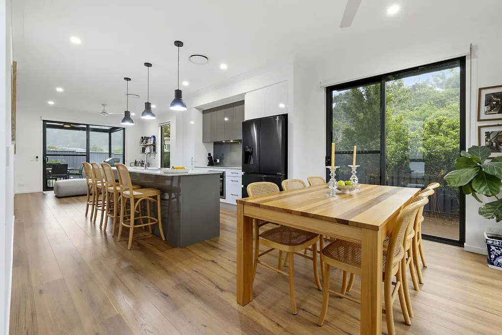 Tweed Heads South 3غرفة نوم Contemporary Coastal Townhouse with Designer Finishes
