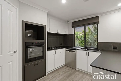 31 Dorado Street, Singleton, WA 6175, 5 Bedrooms, 2 Bathrooms, House