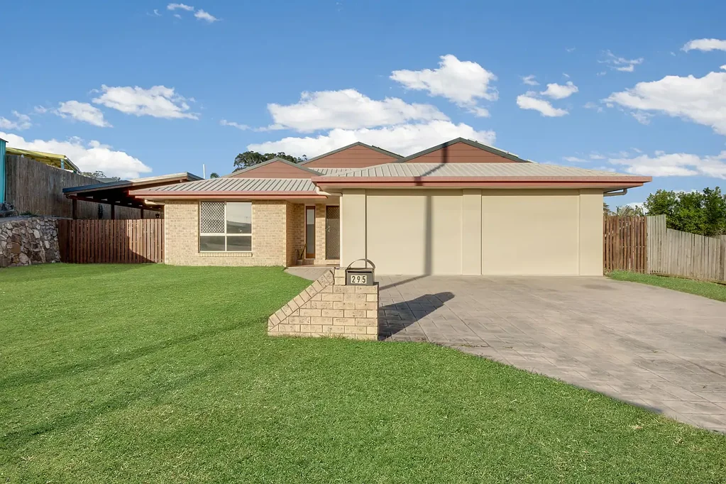 295 J Hickey Avenue, Clinton, QLD 4680