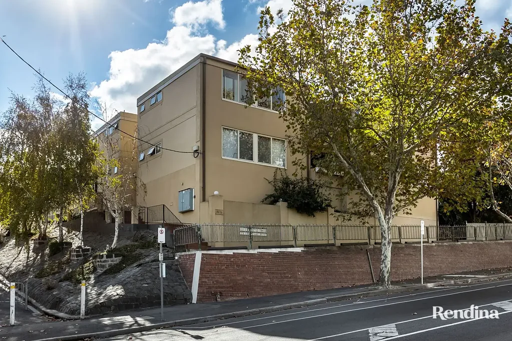 2/72 Kensington Road, Kensington, VIC 3031