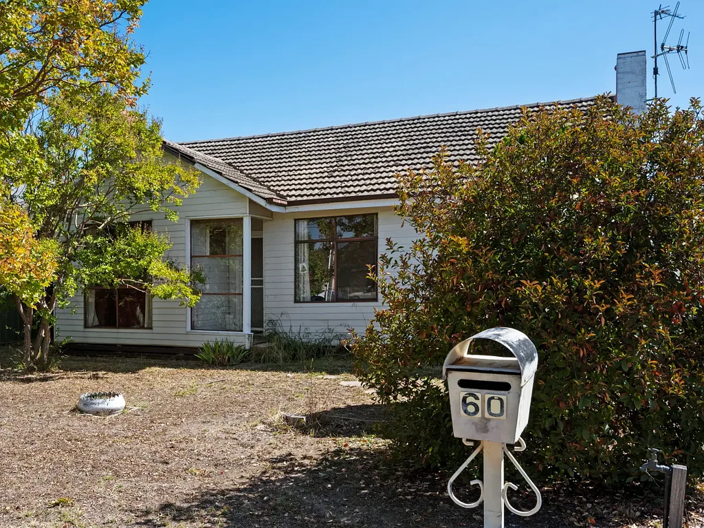 Benalla 3房  Charming Weatherboard Home with Unlimited Potential