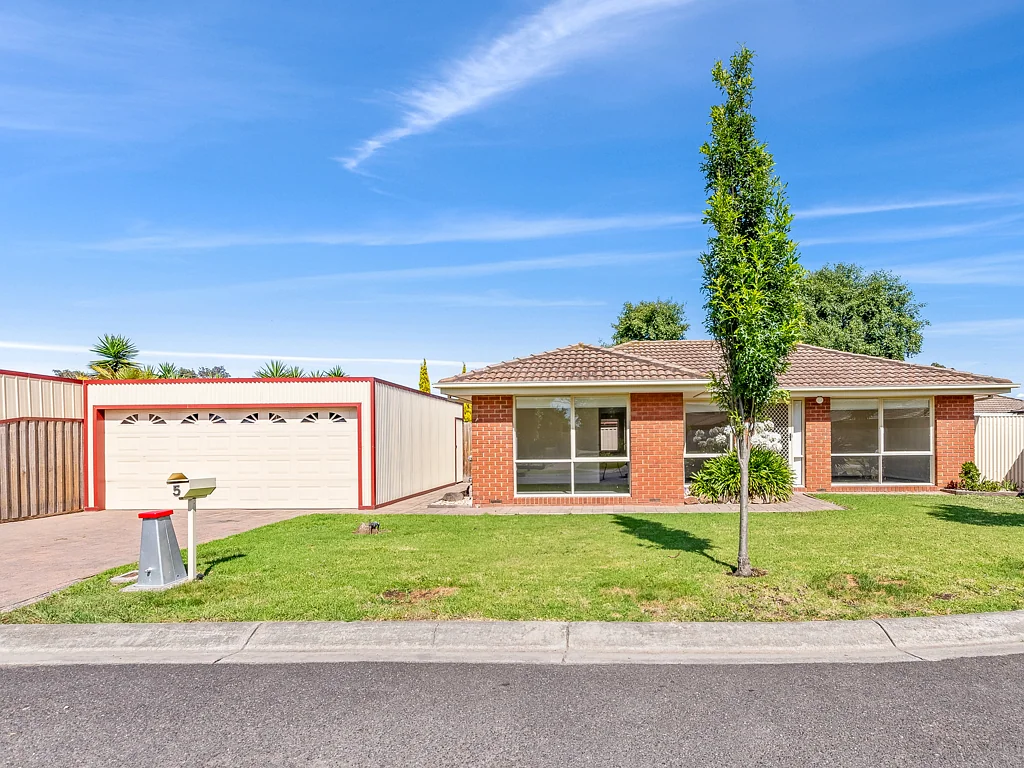 5 Pinevale Court, Epping, VIC 3076