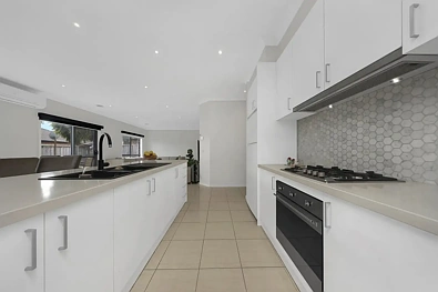 33 Nighthawk Boulevard, South Morang, VIC 3752, 4 slaapkamers, 2 badkamers, House