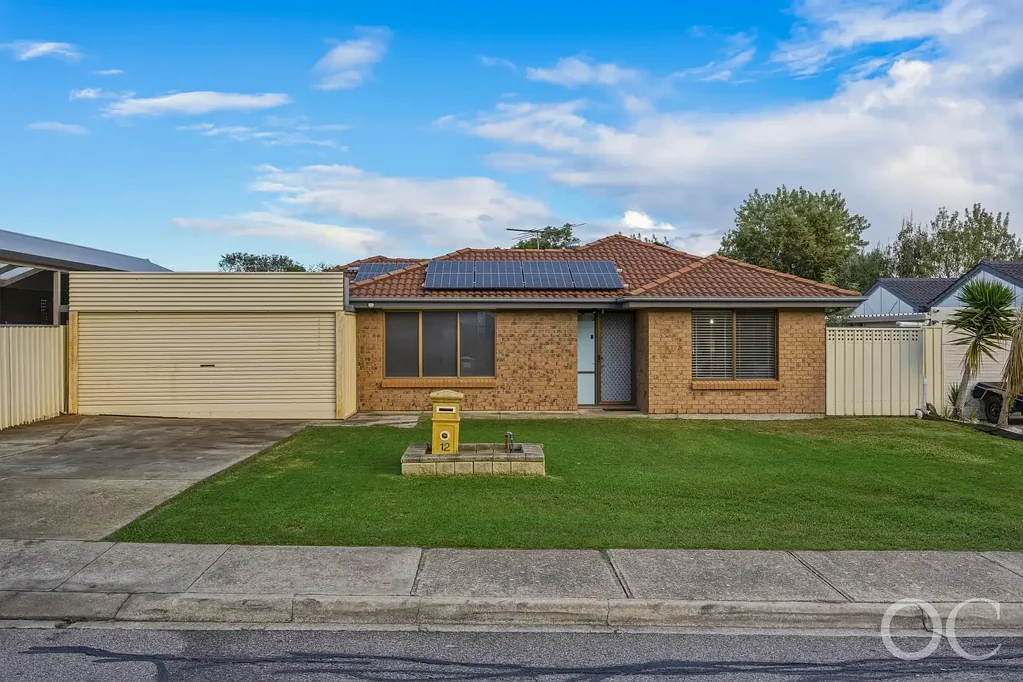 Morphett Vale 4房  Open the Door to Spacious Family Living on a Generous Allotment
