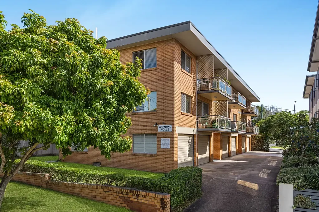 Nundah 2房 Nundah 中心高层生活，潜力无限 Elevated Living with Endless Potential in the Heart of Nundah