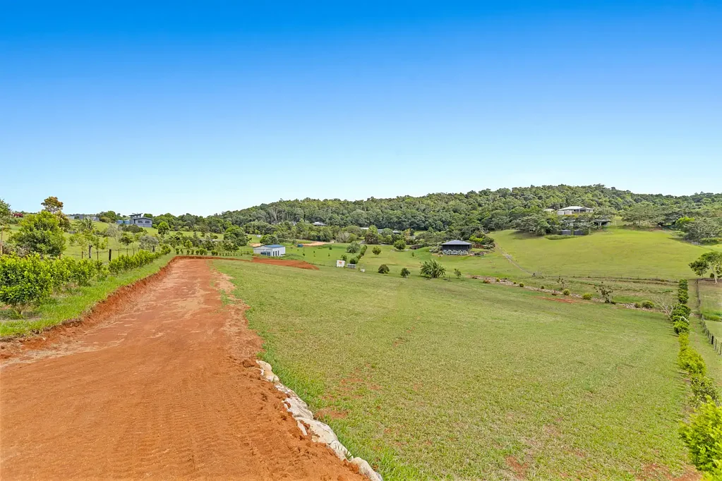 Peeramon 2.5 ACRES OF PRIME RURAL LIVING - BUILD YOUR DREAM HOME!