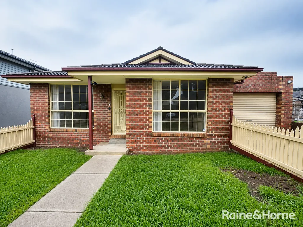 Spacious & Convenient Living in the Heart of Airport West