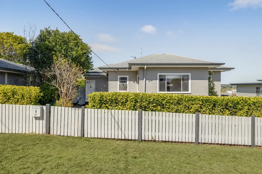 North Toowoomba 3બેડરૂમ Recently renovated in prime north side location