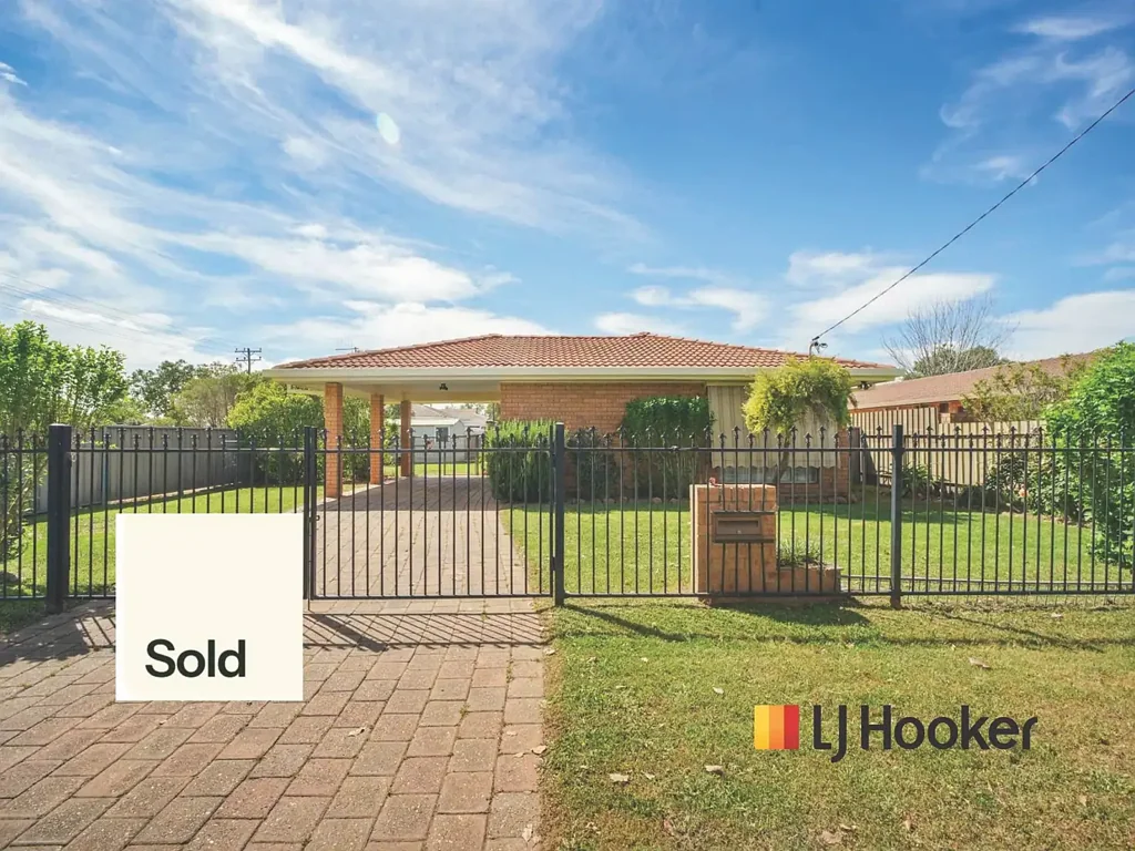 Narromine 3ਬੈੱਡਰੂਮ 157 Algalah Street, Narromine