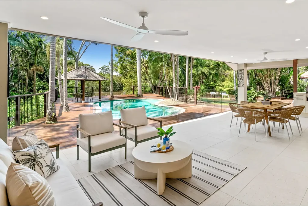 Doonan 4ਬੈੱਡਰੂਮ PRIVATE SINGLE-LEVEL HINTERLAND HOME WITH BEAUTIFUL LAKE VIEWS