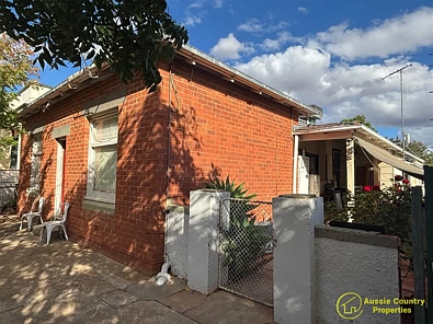 Oaklands 3房  Secure Leased Investment - Long-Term Tenant in Place