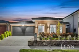 43 Scenery Drive, Clyde North