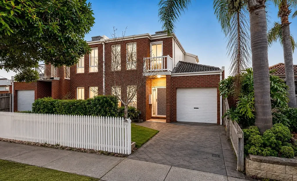 Low Maintenance Living In The Heart Of Aspendale