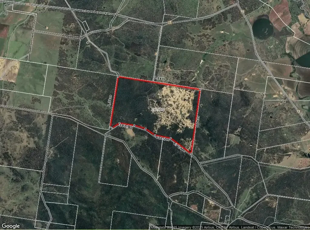 Pratten Large acreage block, House in need of love!