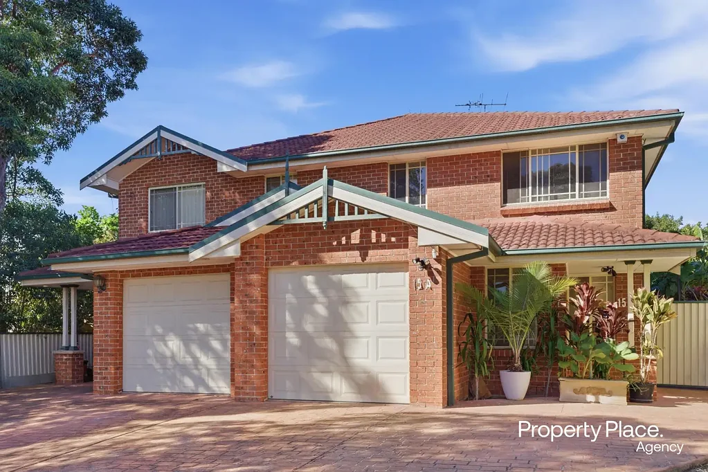 Padstow 4ห้องนอน Modern Home 700m to Train Station
