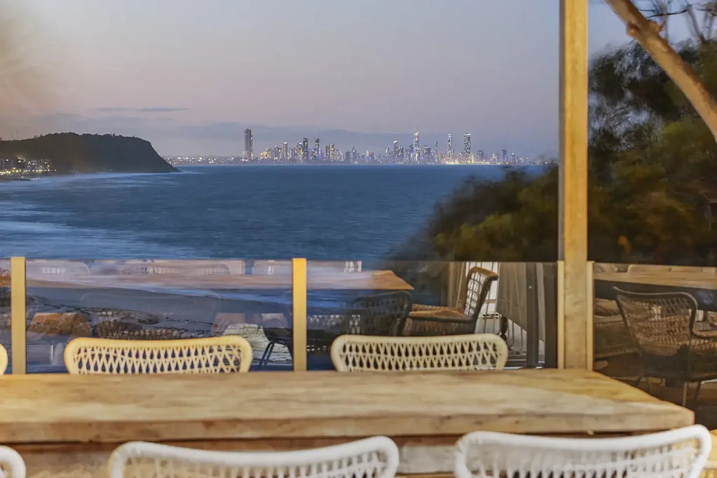 Currumbin 7 Bedroom Rainforest Stronghold – North-facing Family Haven