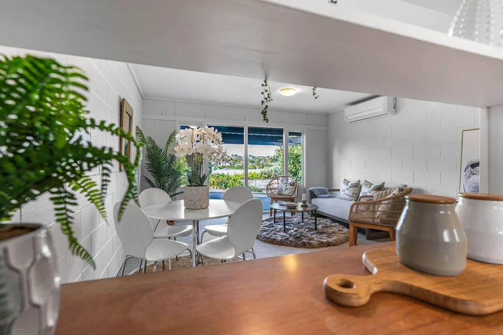 Renovated 2-Bedroom Gem in Double Grammar Zone