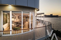 10/304 Wharf Road, Newcastle
