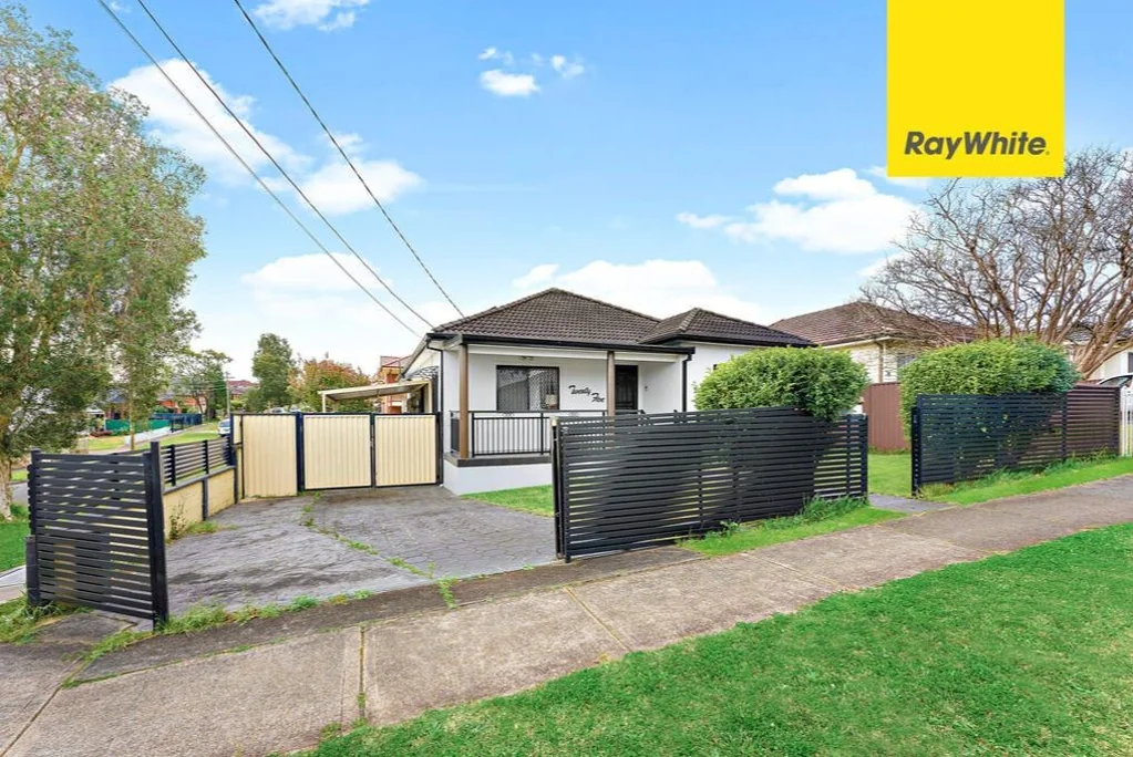 Auburn 6બેડરૂમ PRIME CORNER BLOCK WITH DUAL LIVING POTENTIAL!!
