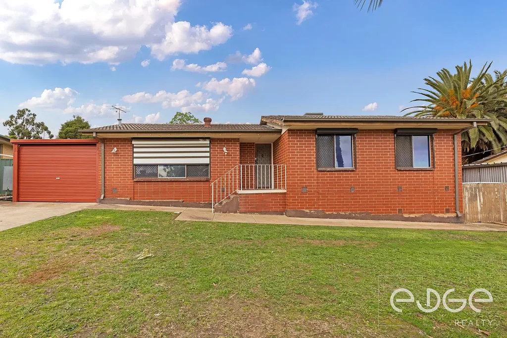 Elizabeth Downs 3 Bedroom Opportunity Knocking - Smart Start in Elizabeth Downs!
