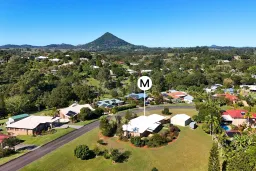 3 Falcon Crescent, Cooroy