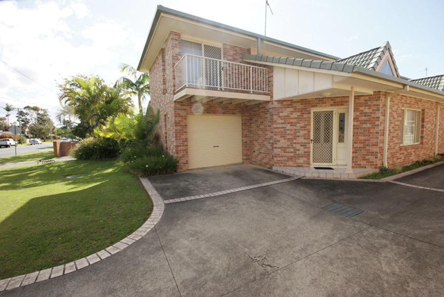 UNIT 1 24 BOULTWOOD ST, COFFS HARBOUR NSW 2450, 0 rūma, 0 rūma horoi, Townhouse