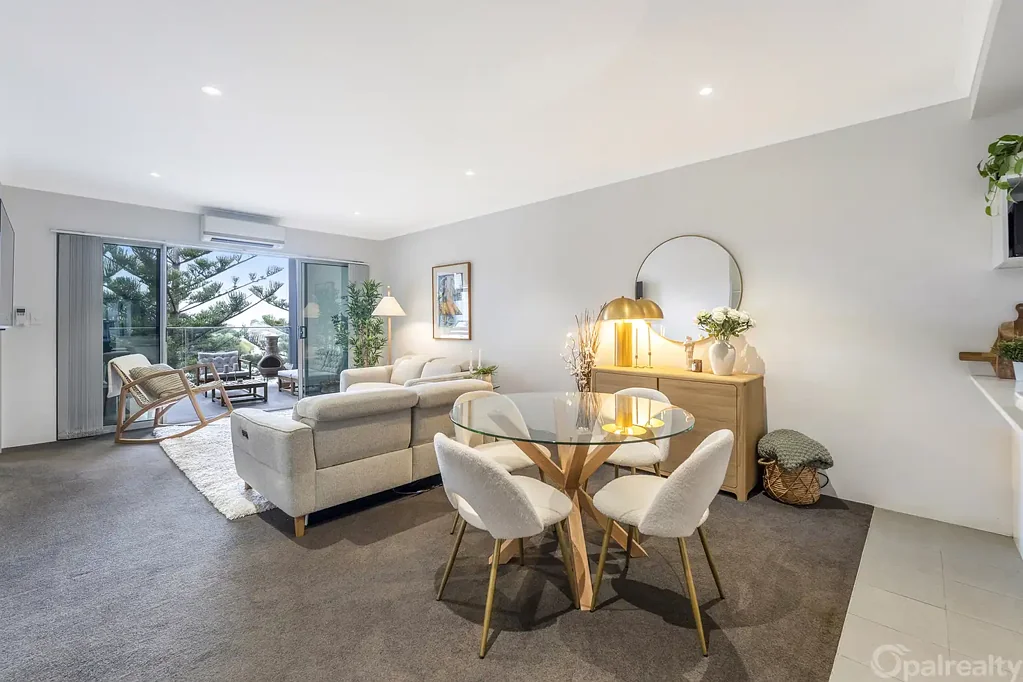 Secret Harbour 3Moenga Modern apartment living in an unbeatable beachfront setting