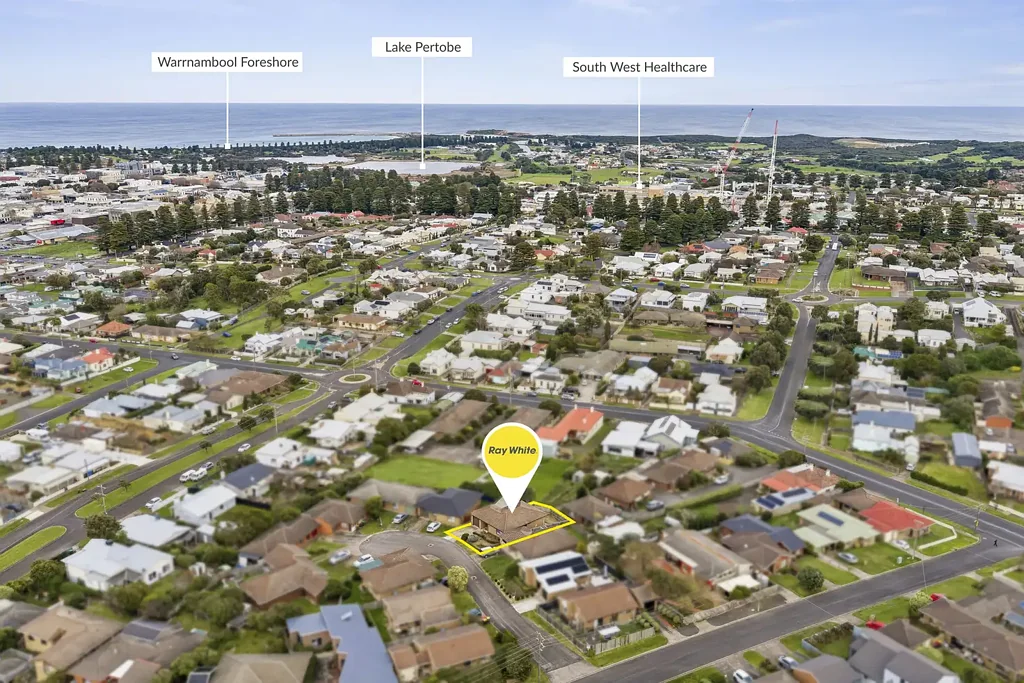 Warrnambool 2房  Comfort, Style and Central Convenience