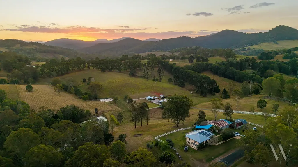Amamoor 6 Slaapkamer 23 ACRES OF MARY VALLEY LIFESTYLE LIVING – IDEAL FOR THE HORSE LOVER