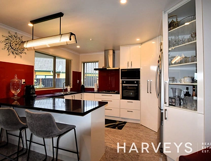 2 Apsley Rise, Henderson, Waitakere City, 4房, 2浴, 整租独立别墅