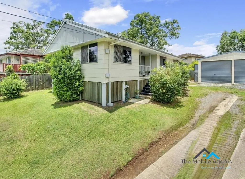4 CRAMP STREET, Goodna, QLD 4300