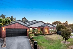 2 Raven Court, Diamond Creek