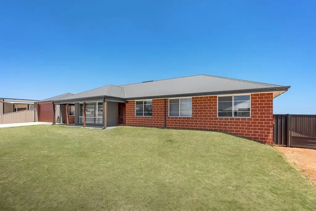 23 Wisteria Parade, Moresby, WA 6530