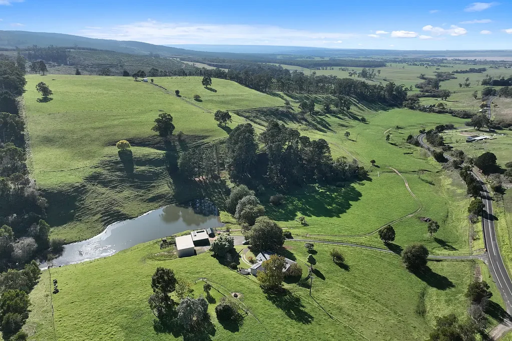 Driffield  115 ACRES OF PRISTINE FARMLAND