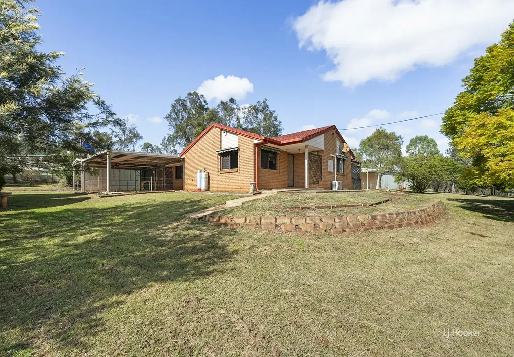 30 Brough Court, Esk, QLD 4312