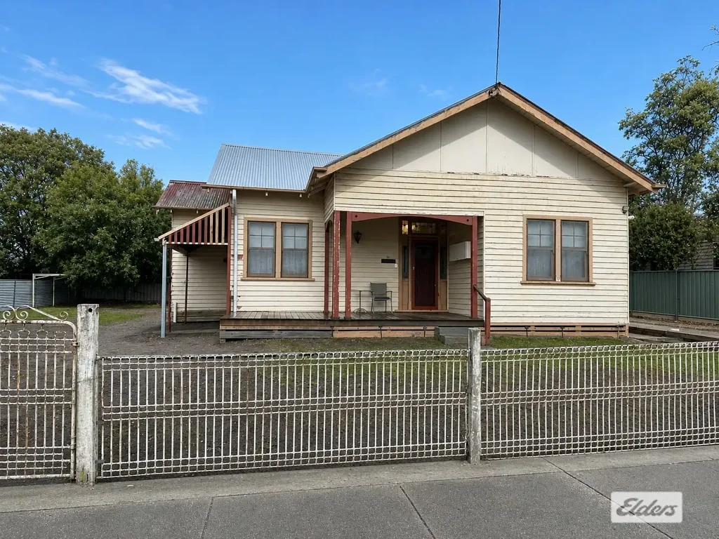 Fully Furnished 4 Bedroom Home