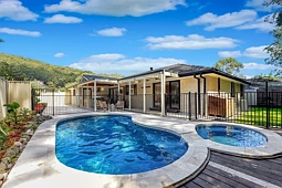 21 Quattroville Place, Green Point